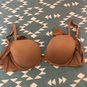 Torrid Underwire Changeable Straps Tee Shirt Bra